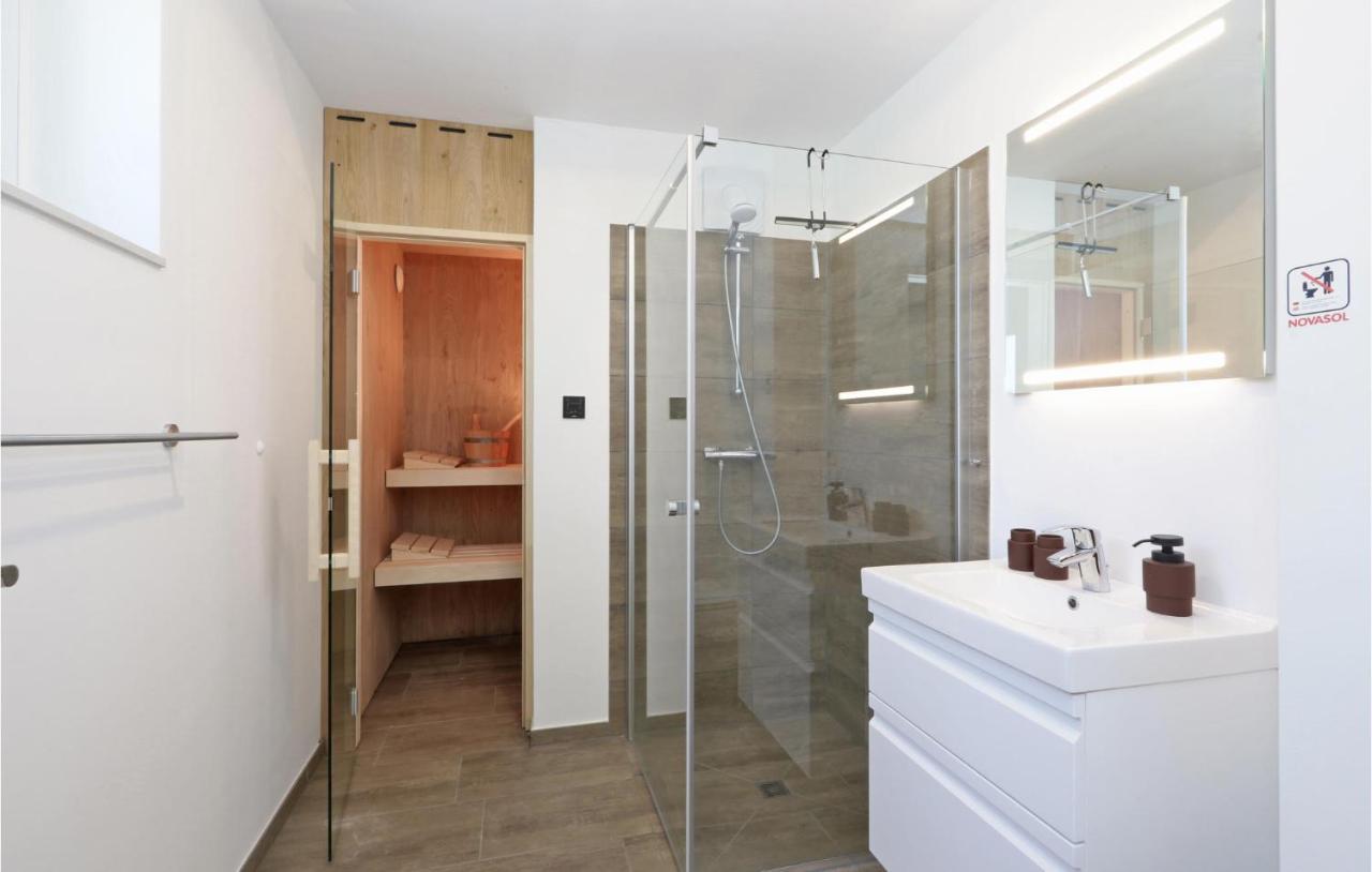Beautiful Home In Lembruch-Duemmer See With Wifi מראה חיצוני תמונה